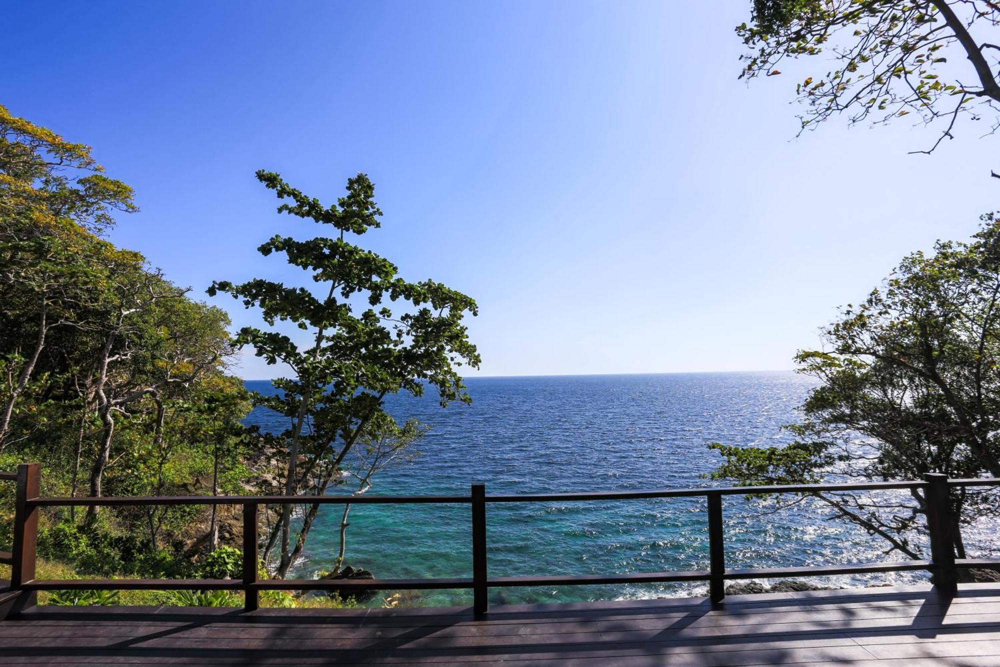 Ban Raya Resort And Spa Ко Рачаяй Екстер'єр фото