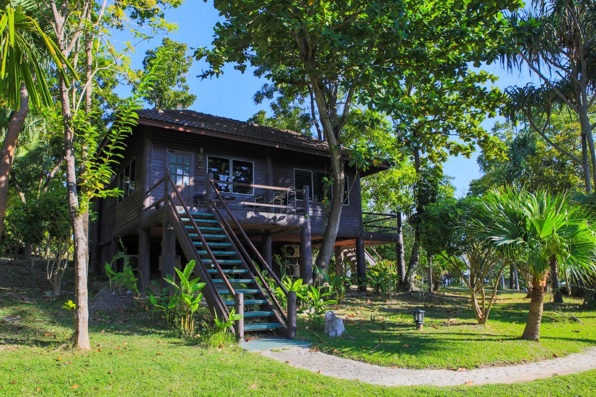 Ban Raya Resort And Spa Ко Рачаяй Екстер'єр фото
