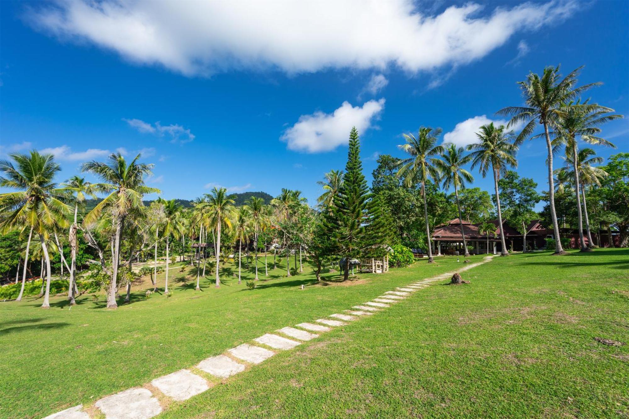 Ban Raya Resort And Spa Ко Рачаяй Екстер'єр фото